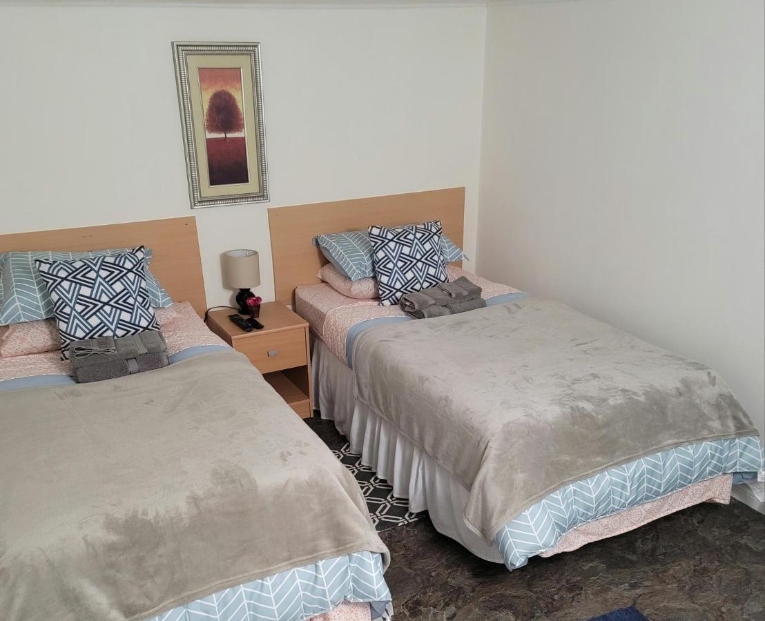 Lower Level Apt 6Ft High Close To Hwy Netflix Wifi Appartement Edmundston Buitenkant foto